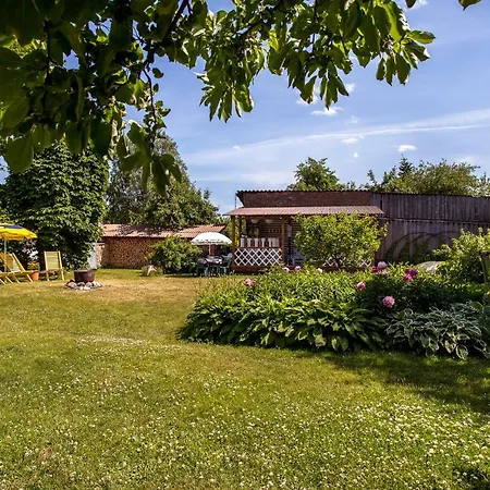 Tent In The Garden *