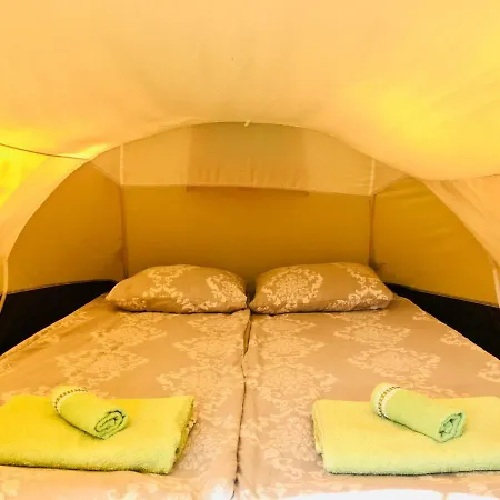 Luxe tent Tent In The Garden